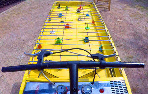 Alquiler juegos gigantes reciclados Barcelona