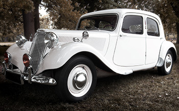 Alquiler de coches cásicos para bodas en Barcelona