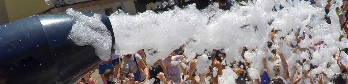 Alquiler fiesta del agua con cañón de espuma en Barcelona