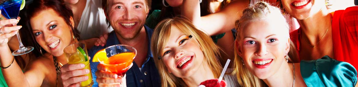 Contratación de cocteleros para fiestas y eventos en Barcelona
