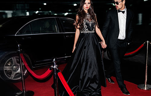 Contratación de celebrities para inauguraciones en Barcelona