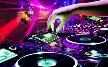 Alquiler de Discomóvil para fiestas y eventos en Barcelona