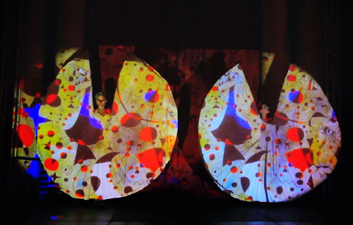 Mapping sobre vestidos en Barcelona