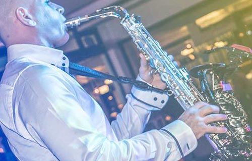 saxofonista para fiestas y eventos Barcelona