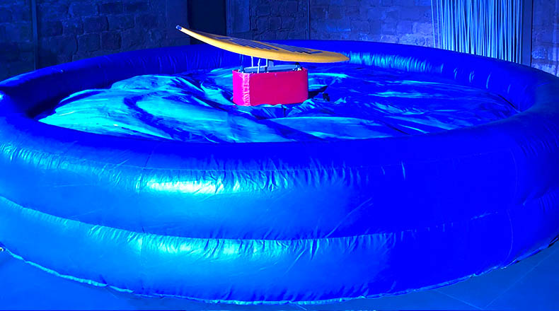 Alquiler Atracción de Surf Hinchable Barcelona