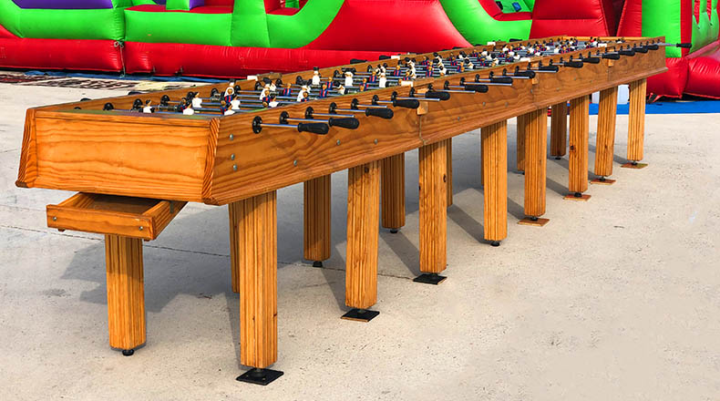 Alquiler futbolín gigante en Barcelona