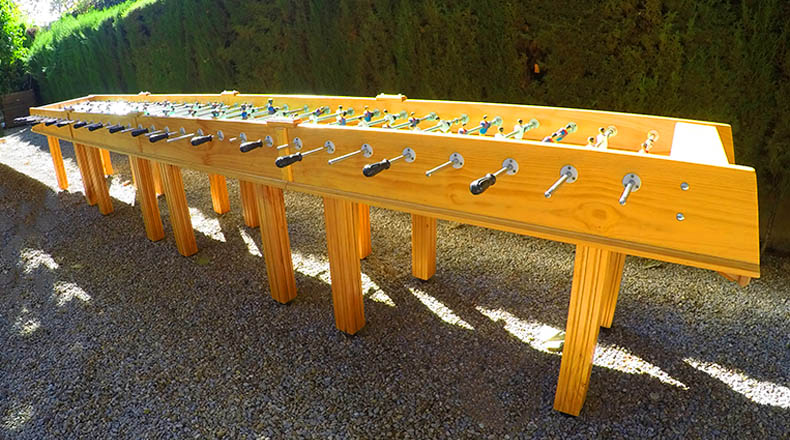 Alquiler futbolín gigante para fiestas en Barcelona