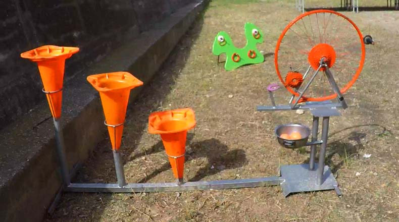 Alquiler de Juegos Gigantes Reciclados en Barcelona