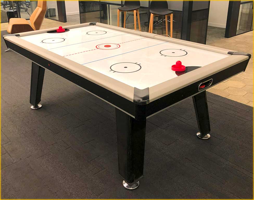 Alquiler mesa de air hockey para eventos en Barcelona