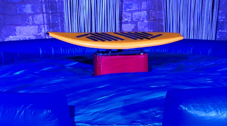 Atracción Mecánica de Surf Barcelona