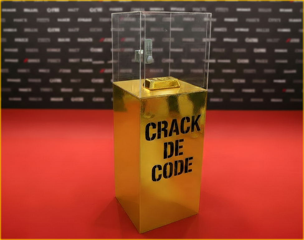 Juego recreativo crack the code game Barcelona
