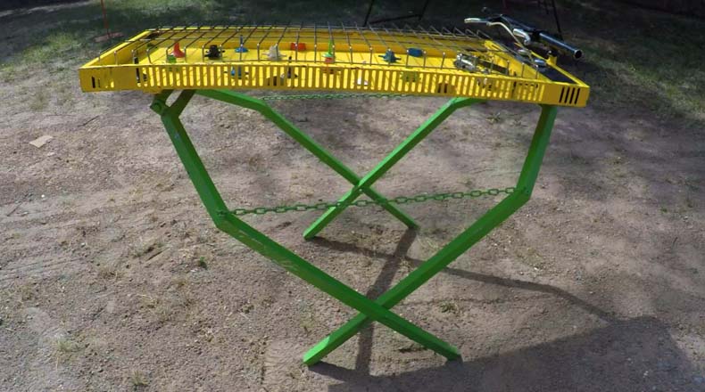 Juegos Gigantes Reciclados para Fiestas Infantiles en Barcelona