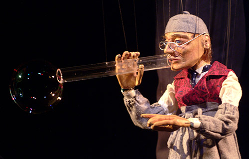 Marionetas con hilos en Barcelona